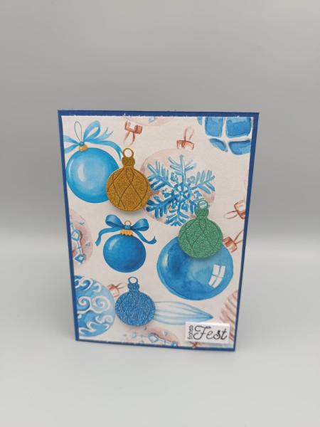 Frohes Fest — Elegante Weihnachtskarte mit blauen und goldenen Kugeln